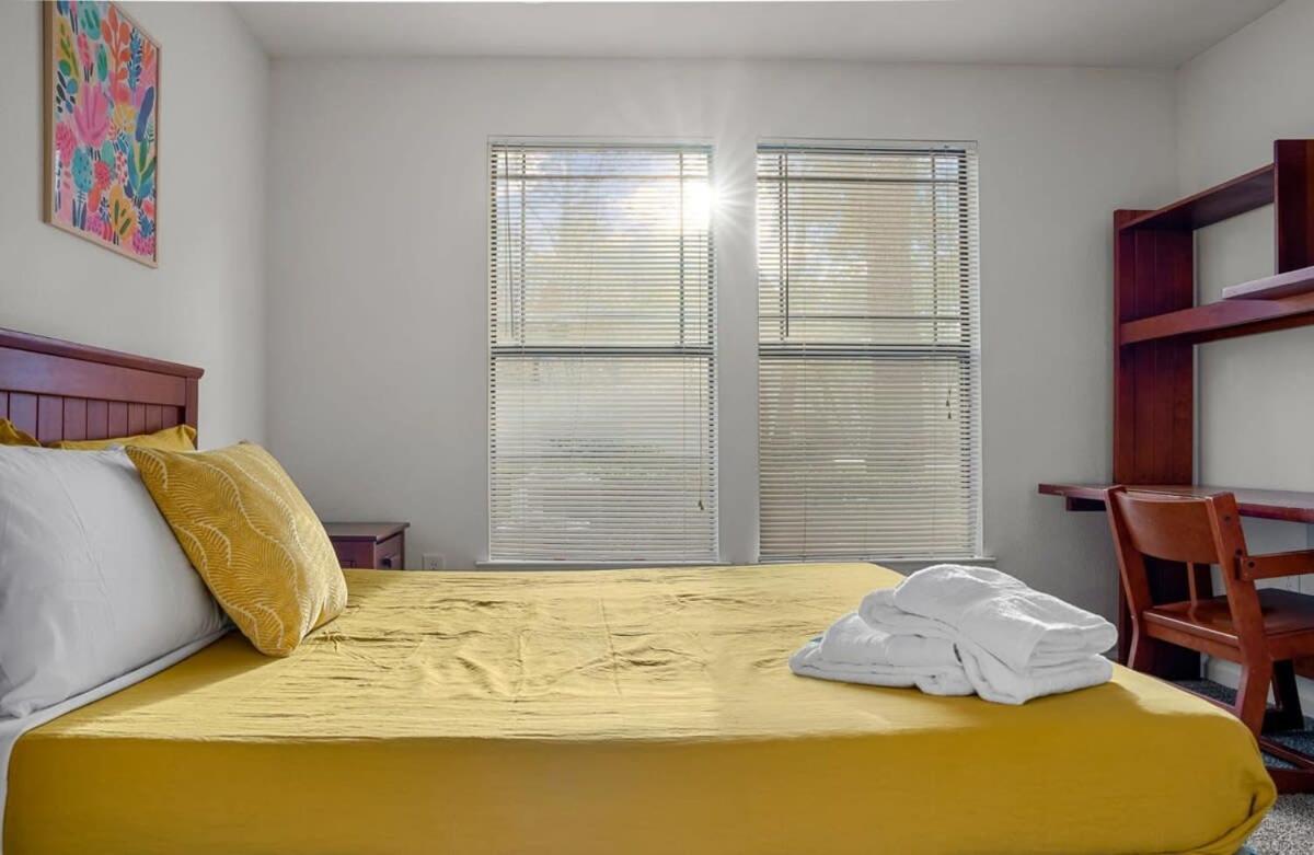 Budget Friendly Sleeps 8 Discounts Available Tampa Kültér fotó